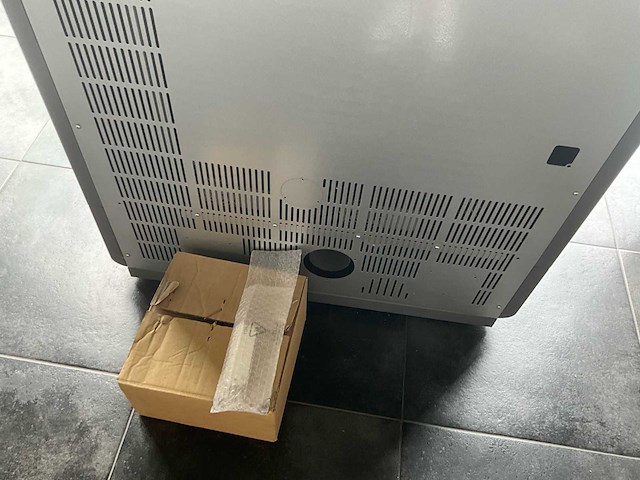 Piazzetta p937 pelletkachel - ongebruikt (toonzaalmodel) - afbeelding 11 van  12