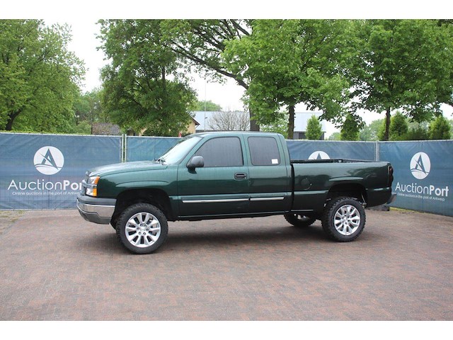 Pick up chevrolet silverado benzine 256pk 2003 - afbeelding 1 van  1