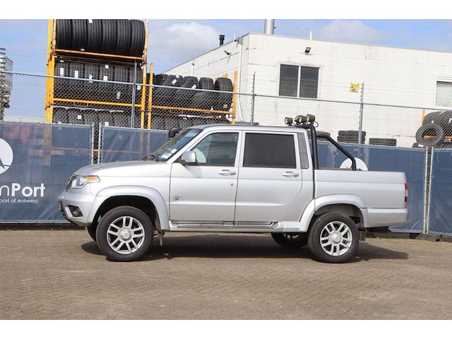 Pick-up uaz patriot benzine/lpg 150pk 2019 - afbeelding 1 van  1