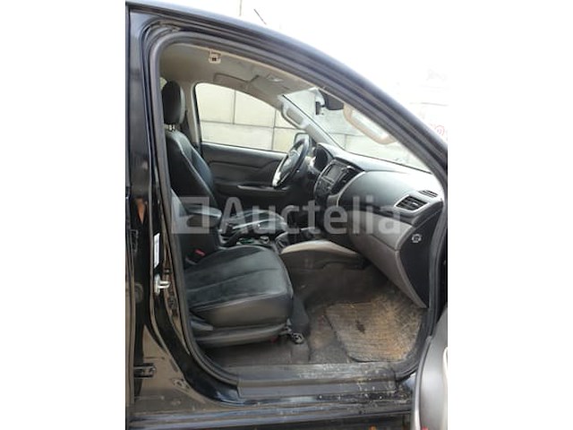 Pickup 4x4 utility fiat fullback (2017-211,739 km-vin:zfakvjj20g9007469) - afbeelding 43 van  55