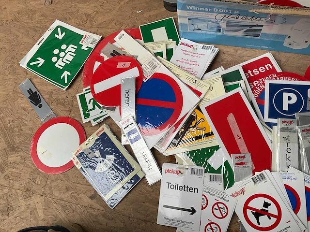 Pictogrammen plak letters - afbeelding 4 van  8