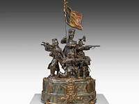 Pierre de soete (1886-1948), "la défense du drapeau", bronze and polychrome bronze on a marble base. height: 58 cm. (22.82 in.), diameter: 31 cm. (12.19 in.)