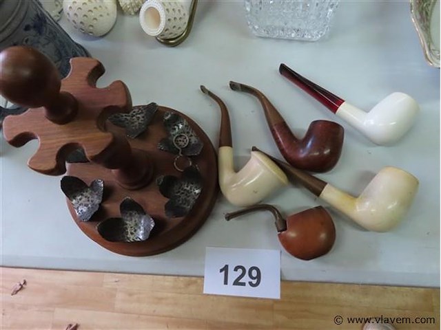 Pijprekje en 5 pijpen - afbeelding 1 van  3