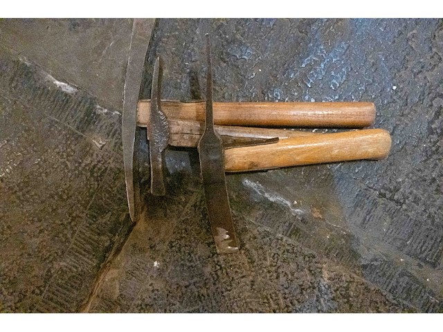 Pikhouwelen - afbeelding 1 van  2