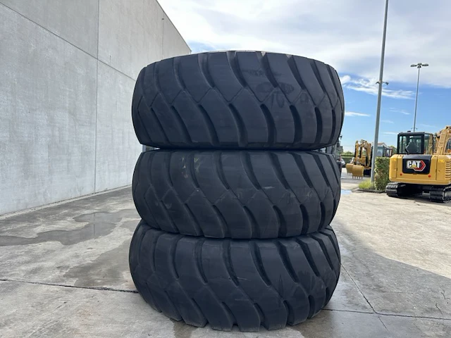 Pilelli rm99 dumperbanden (6x) - afbeelding 2 van  9