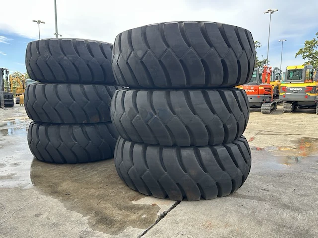 Pilelli rm99 dumperbanden (6x) - afbeelding 3 van  9