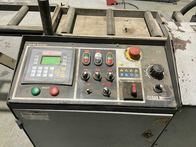 Pilous arg 300 cf-nc cnc metalen horizontale bandzaagmachine - afbeelding 2 van  12
