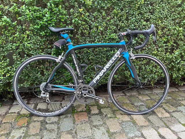 Pinarello dogma koersfiets - afbeelding 1 van  8