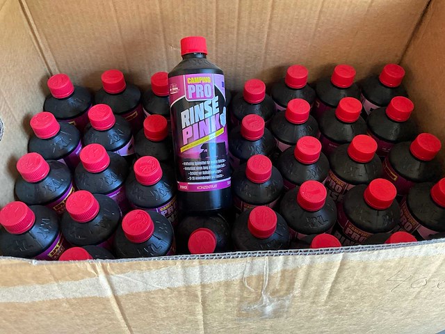 Pingi camping pro sanitaire vloeistof voor het spoelwater reservoir 750ml (40x) - afbeelding 1 van  5