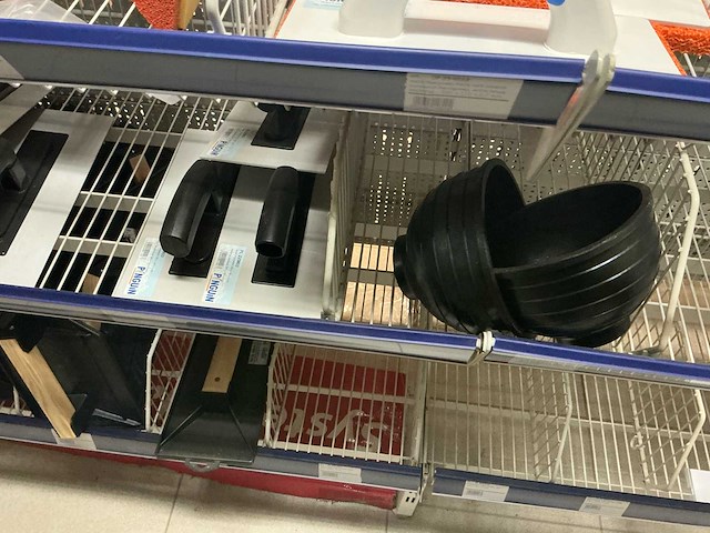 Pinguïn overig handgereedschap (voegers), chapeijzers, plakspanen,schuurborden, spatels, spackmessen, spatels schilderlessen, voegspatels en handschoenen - afbeelding 2 van  25