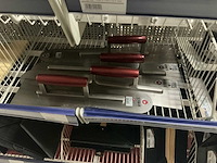 Pinguïn overig handgereedschap (voegers), chapeijzers, plakspanen,schuurborden, spatels, spackmessen, spatels schilderlessen, voegspatels en handschoenen - afbeelding 5 van  25