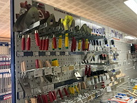 Pinguïn overig handgereedschap (voegers), chapeijzers, plakspanen,schuurborden, spatels, spackmessen, spatels schilderlessen, voegspatels en handschoenen - afbeelding 8 van  25