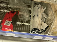 Pinguïn overig handgereedschap (voegers), chapeijzers, plakspanen,schuurborden, spatels, spackmessen, spatels schilderlessen, voegspatels en handschoenen - afbeelding 14 van  25