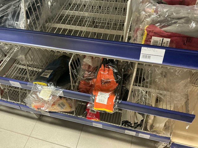 Pinguïn overig handgereedschap (voegers), chapeijzers, plakspanen,schuurborden, spatels, spackmessen, spatels schilderlessen, voegspatels en handschoenen - afbeelding 17 van  25