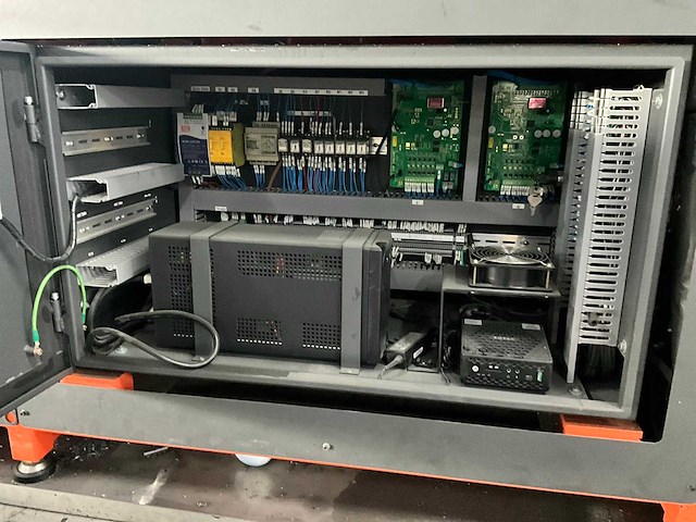 Pinnacle - x1 - profileermachine - afbeelding 24 van  54