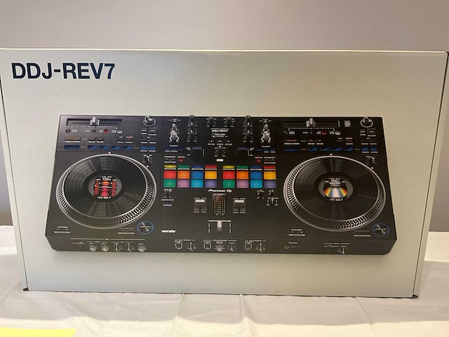 Pioneer ddj-rev7 serato dj gear - afbeelding 1 van  3