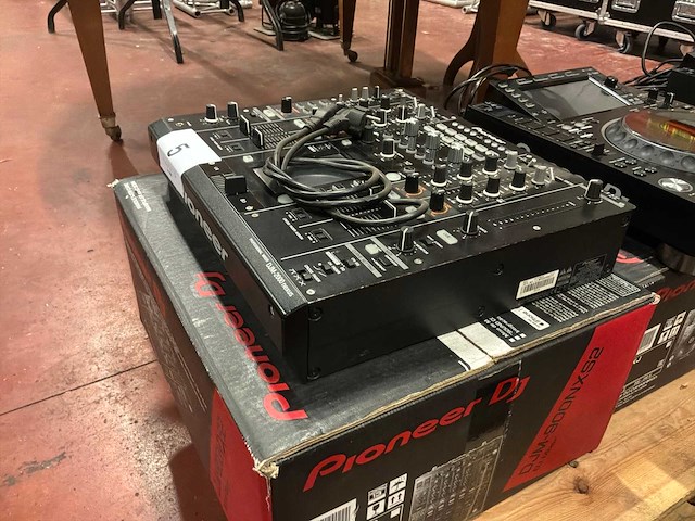 Pioneer djm-2000 nexus dj-mixer - afbeelding 3 van  4