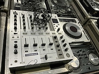 Pioneer djm-700 analoge mengtafel - afbeelding 1 van  3