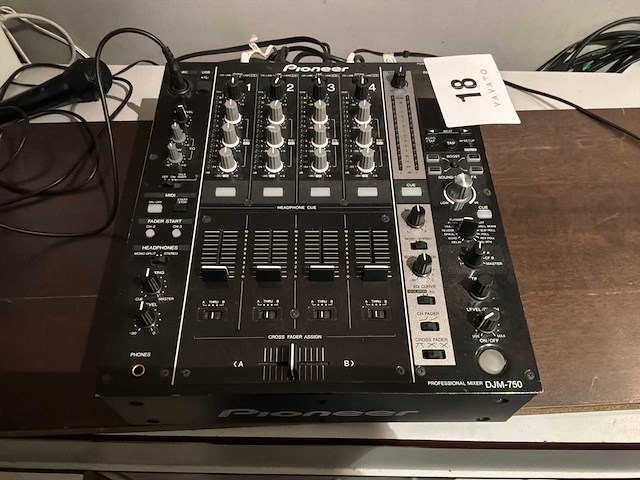 Pioneer djm-750 analoge mengtafel + lichteffect - afbeelding 1 van  7