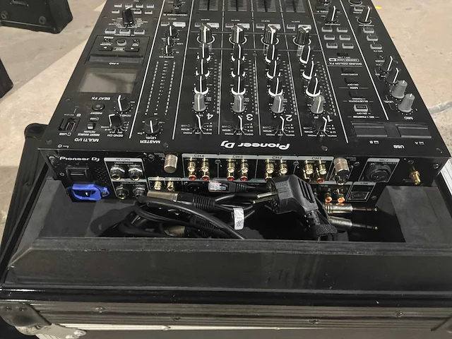 Pioneer djm-a9 digitale mengtafel - afbeelding 4 van  5