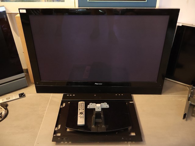 Pioneer tv 43 inch - afbeelding 1 van  4