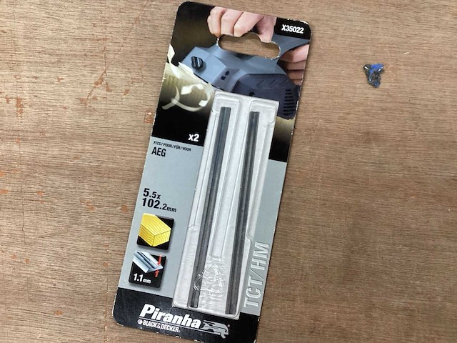 Piranha schaafbeitel 5.5 x 102.2 mm, 2 pack (24x) - afbeelding 1 van  4