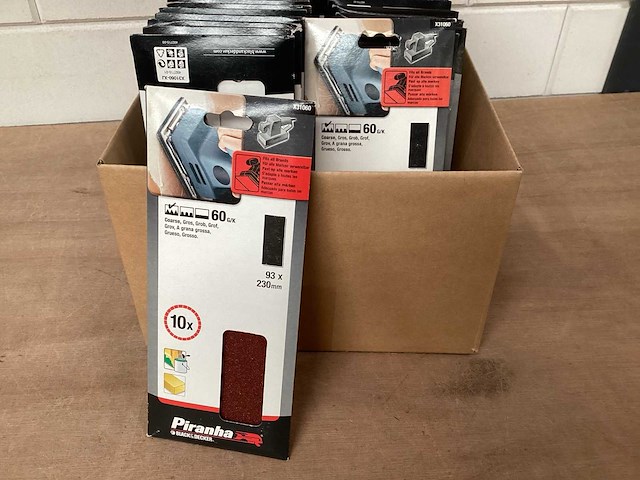 Piranha schuurpapier 93x230, 10 pack (56x) - afbeelding 1 van  4