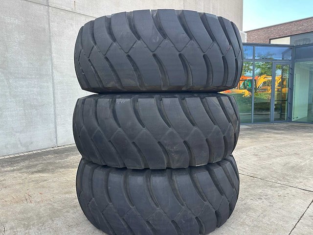 Pirelli - rm99 - 6 x dumperbanden - afbeelding 3 van  16