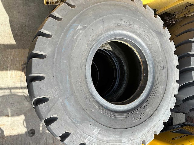 Pirelli - rm99 - 6 x dumperbanden - afbeelding 5 van  16