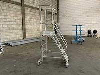 Piret aluminium platformtrap