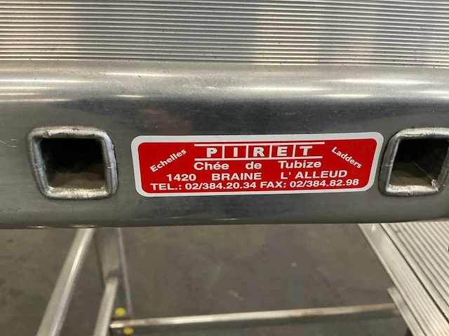 Piret aluminium platformtrap - afbeelding 4 van  5