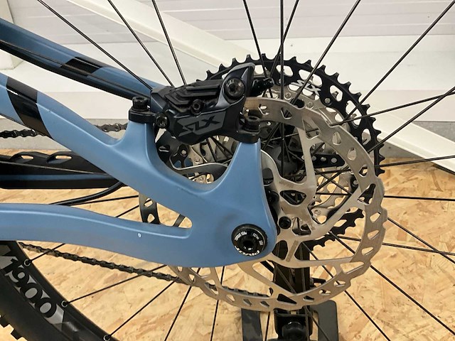 Pivot trail 429 race xt mountainbike - afbeelding 6 van  14