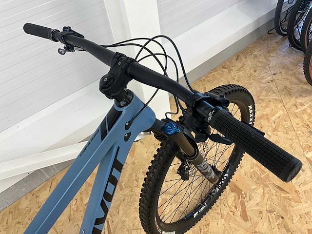 Pivot trail 429 race xt mountainbike - afbeelding 5 van  14