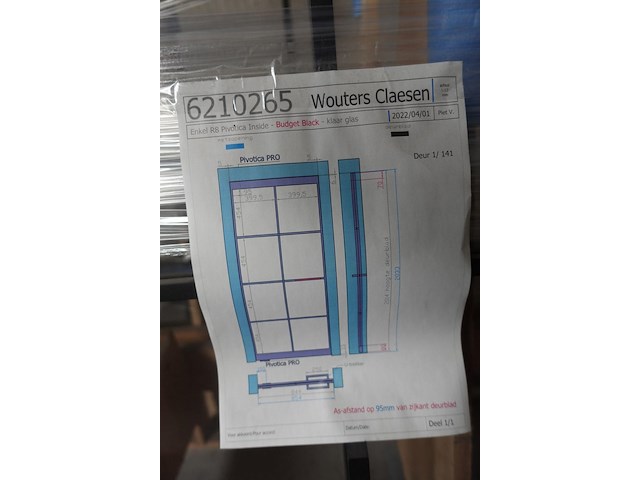 Pivoterende stalen deur met glas - afbeelding 3 van  3