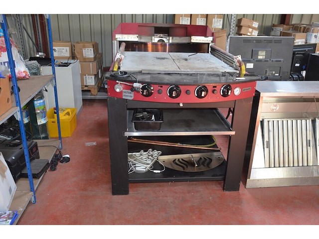 Pizza oven op gas ggm gastro op metalen onderstel afm. 140x120 (1) - afbeelding 1 van  12