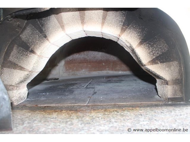 Pizzaoven, rvs uitvoering, met stenen bakvloer, met schouw, met gasaansluiting + hout, werking niet gekend - afbeelding 2 van  5