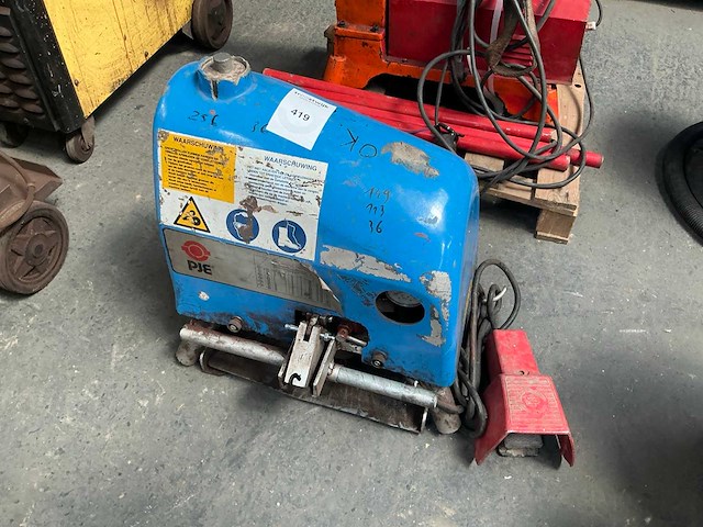 Pje model 601 rollnut machine - afbeelding 1 van  8