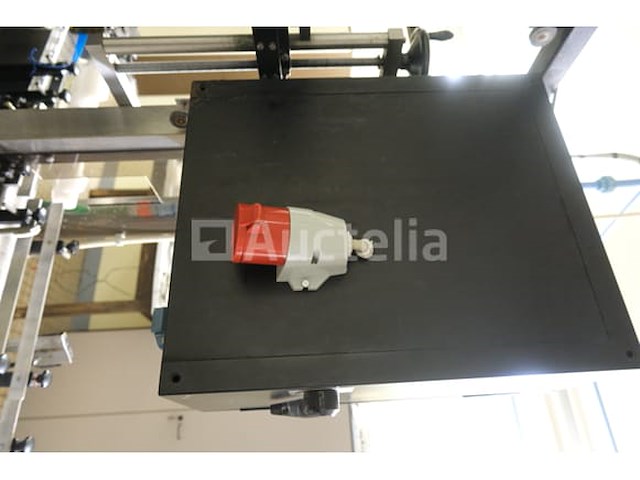 Pkb dor roterende bottelmachine - afbeelding 1 van  26