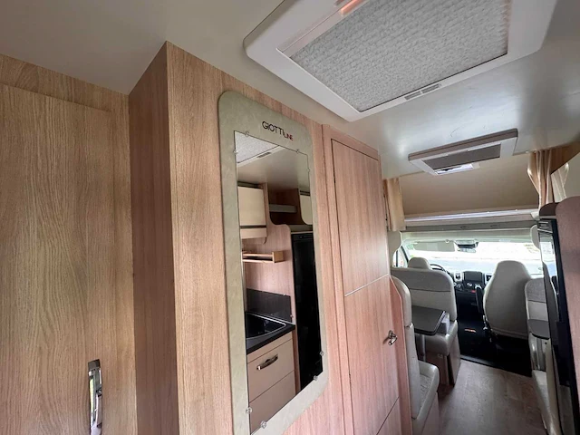 Pla 235 camper - afbeelding 6 van  24