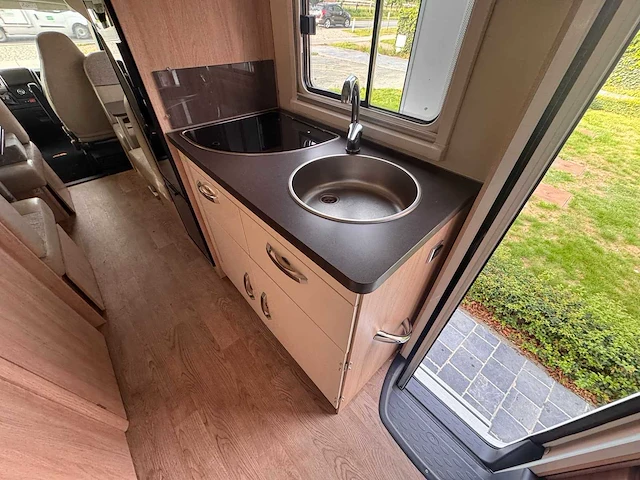 Pla 235 camper - afbeelding 7 van  24