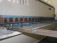 Plaatschaar lvd hst 40/6, bouwjaar 1993, serienummer 20478, 9,5 kw, 380 v, 4050 x 6,35 mm, 7.500 kg, voetpedaal, werking niet gekend - afbeelding 2 van  5