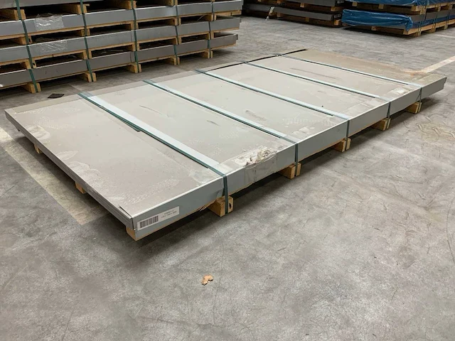 Plaatstaal 2500x1250x1.00mm (90x) - afbeelding 1 van  1