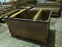 Plaatstalen container met restmetalen - afbeelding 3 van  4