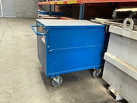 Plaatstalen mobiele materiaalkoffer - afbeelding 1 van  3