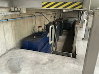 Plaatstalen opslagtank met pomp - afbeelding 5 van  5