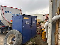 Plaatstalen werkplaatskast met draaigereedschappen - afbeelding 1 van  7