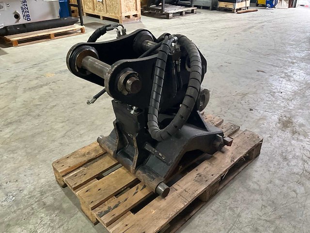 Pladdet pt9 - graafbak - 2022 - afbeelding 13 van  17