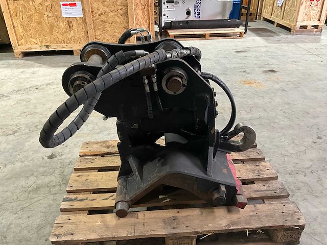 Pladdet pt9 - graafbak - 2022 - afbeelding 14 van  17