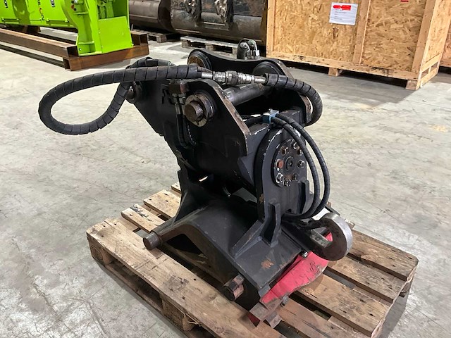 Pladdet pt9 - graafbak - 2022 - afbeelding 15 van  17