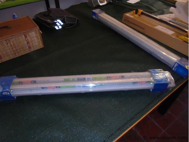 Plafondlamp - afbeelding 1 van  2